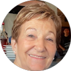 Profile photo of Susan Esposito Narozny