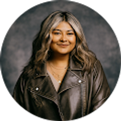 Profile photo of Leanna Merza