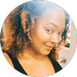 Profile photo of Tia Waye