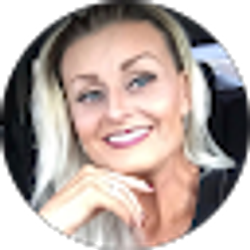 Profile photo of Jennifer