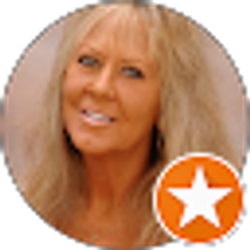 Profile photo of Lauren Reis