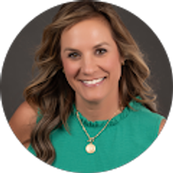 Profile photo of Colleen Favazza