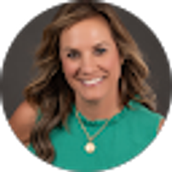 Profile photo of Colleen Favazza
