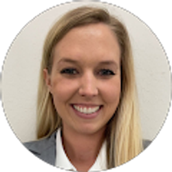 Profile photo of Julia Breiding