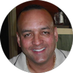 Profile photo of Harry Araya