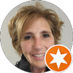 Profile photo of Amelia Dow