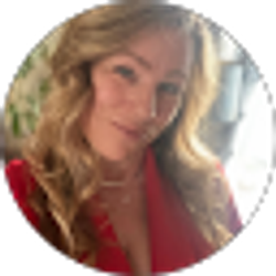 Profile photo of Alexis Moore