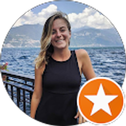 Profile photo of Sophie DeRosa