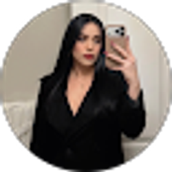 Profile photo of Victoria Luna