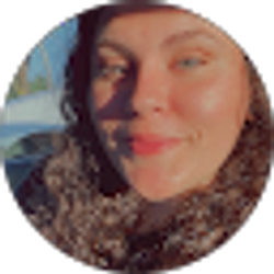 Profile photo of Chelsea Houston