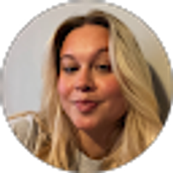 Profile photo of Rebecca Zayle