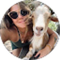 Profile photo of Lissa Rowe