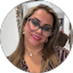 Profile photo of Cristina Metellus