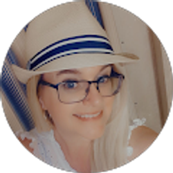 Profile photo of Erin Gray