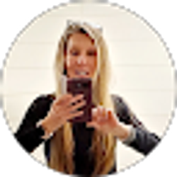 Profile photo of Jackie Clouse