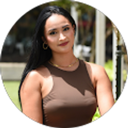 Profile photo of Daniela Santamaria REALTOR