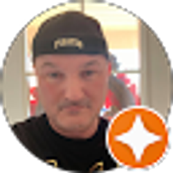 Profile photo of Erick Johnson