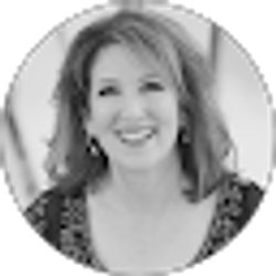 Profile photo of L'BRI Pure.Natural.Skincare (Liz Kultgen)