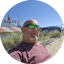 Profile photo of Scott Rossignol