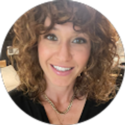 Profile photo of Ashley Wohl