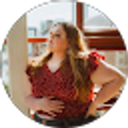 Profile photo of Zoe Anderson