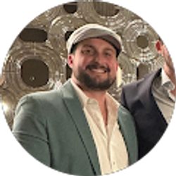 Profile photo of Mason Gurovich