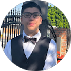 Profile photo of Arturo Luna