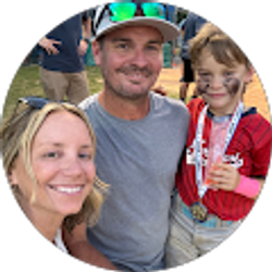 Profile photo of Deanna Curry