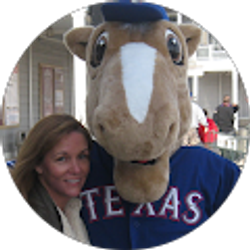 Profile photo of Gin Evangelides