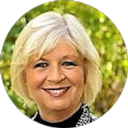 Profile photo of Verna Downey