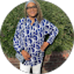 Profile photo of Monique Cantey (Nique Nique)
