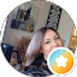 Profile photo of julie romano