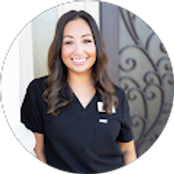 Profile photo of Roxanne Marroquin