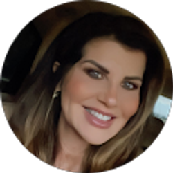 Profile photo of Tara Adams