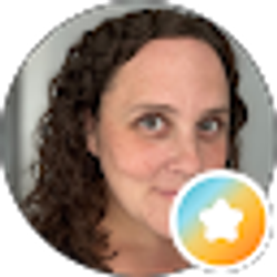 Profile photo of Lauren McCullough