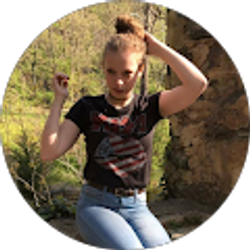 Profile photo of Mariah Stum