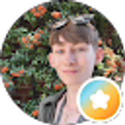 Profile photo of Gwen Burns