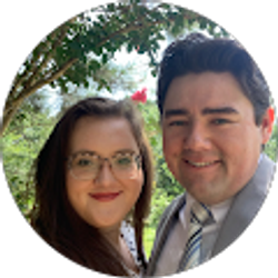 Profile photo of Alyssa & Makia Radcliff