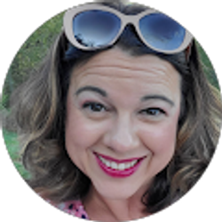 Profile photo of Jennifer Angulo