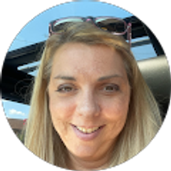 Profile photo of Shannon Lauer