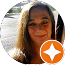 Profile photo of Kim Holmes