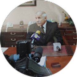 Profile photo of Robert Dezayas