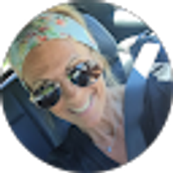 Profile photo of Leigh Bryson