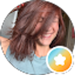 Profile photo of Sophie Elmore