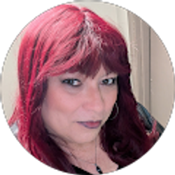 Profile photo of Danielle Stevens