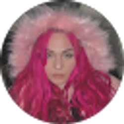 Profile photo of Tori Harrington
