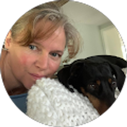 Profile photo of Robin Joanette