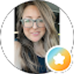 Profile photo of Jenna Schwartz