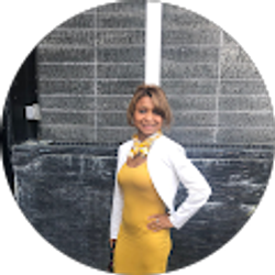 Profile photo of Mally Muentes M