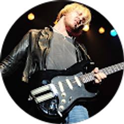 Profile photo of Suzanne Klapmeier